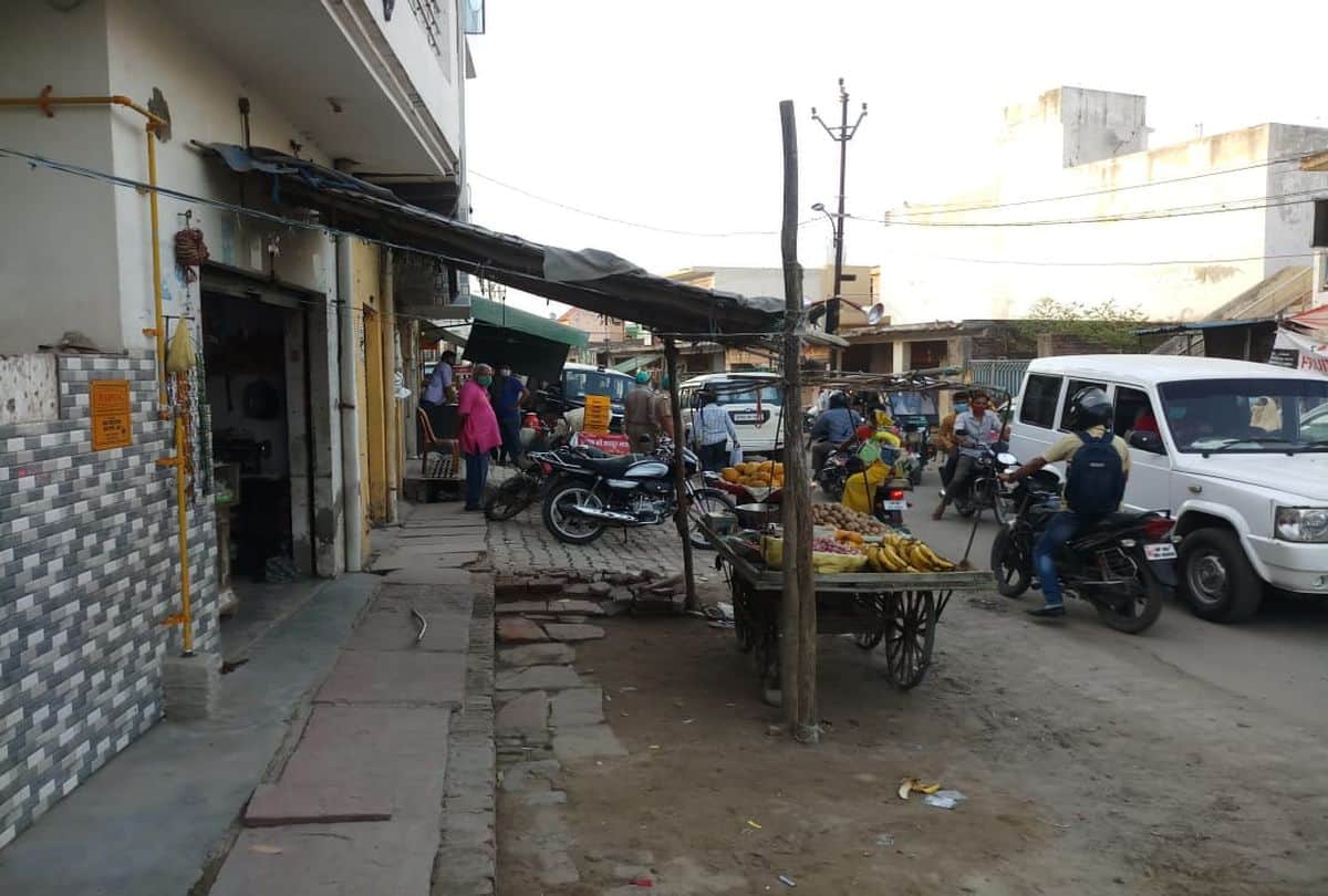 Agra Police Encounter With Miscreant Who Looted In Doctor Rajanikant House One Arrests