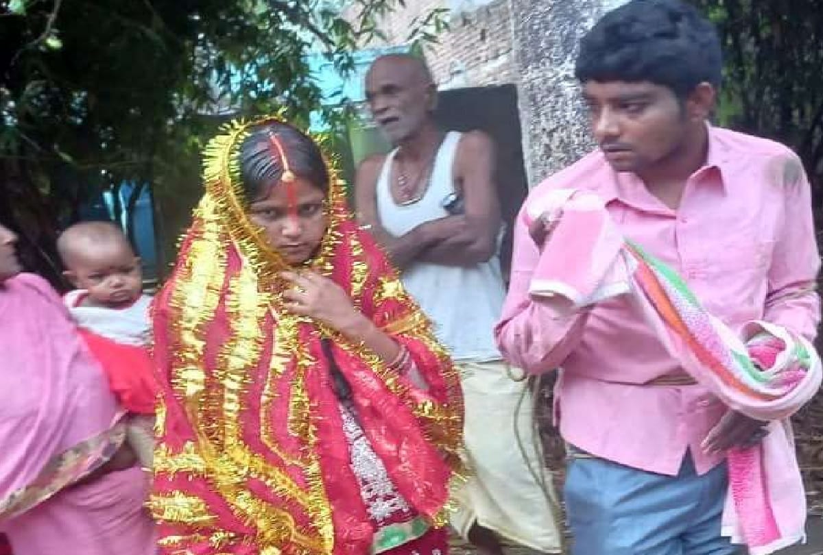bihar lakhisarai rupesh kumar brought new bride to home first wife beat him with broom and slap