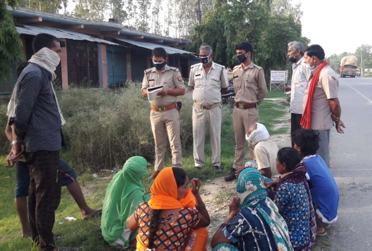 Elderly man and woman died in two road accidents in Basti