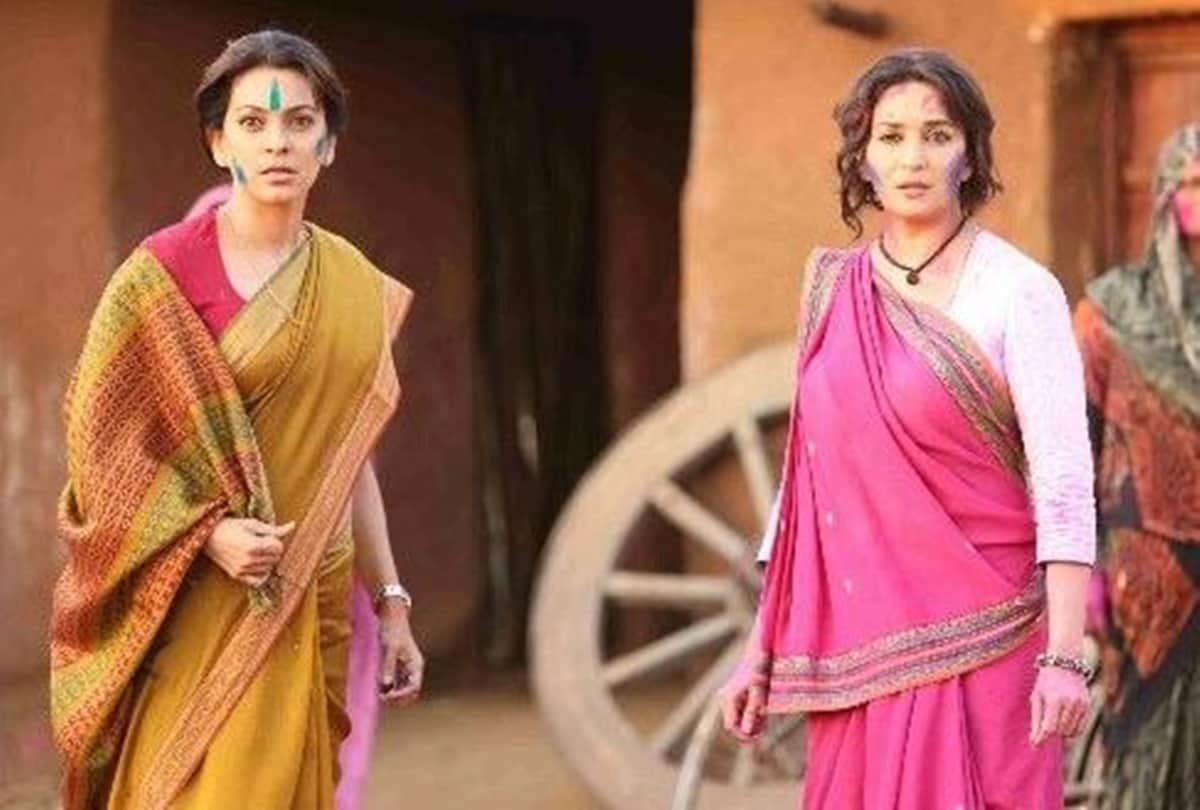 Juhi Chawla was offered role of Karishma Kapoor in Dil to Pagal hai but she rejected it because of Madhuri Dixit