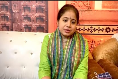 Padmavibhushan Pandit Chhannulal and daughter meet cm yogi in case of daughter death Investigation will be done again
