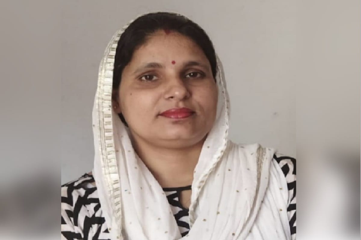Amar Ujala Special Story: Village head Monica says that my first priority will be to provide houses to poor families in Hastinapur