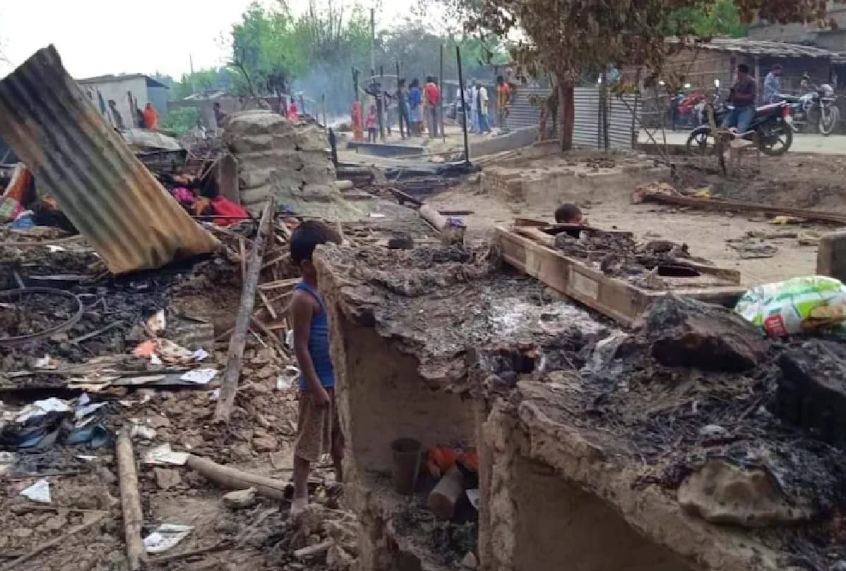100-150 people attacked over Dalit families houses torched and killed one man in Niyamatpur village Purnia Bihar