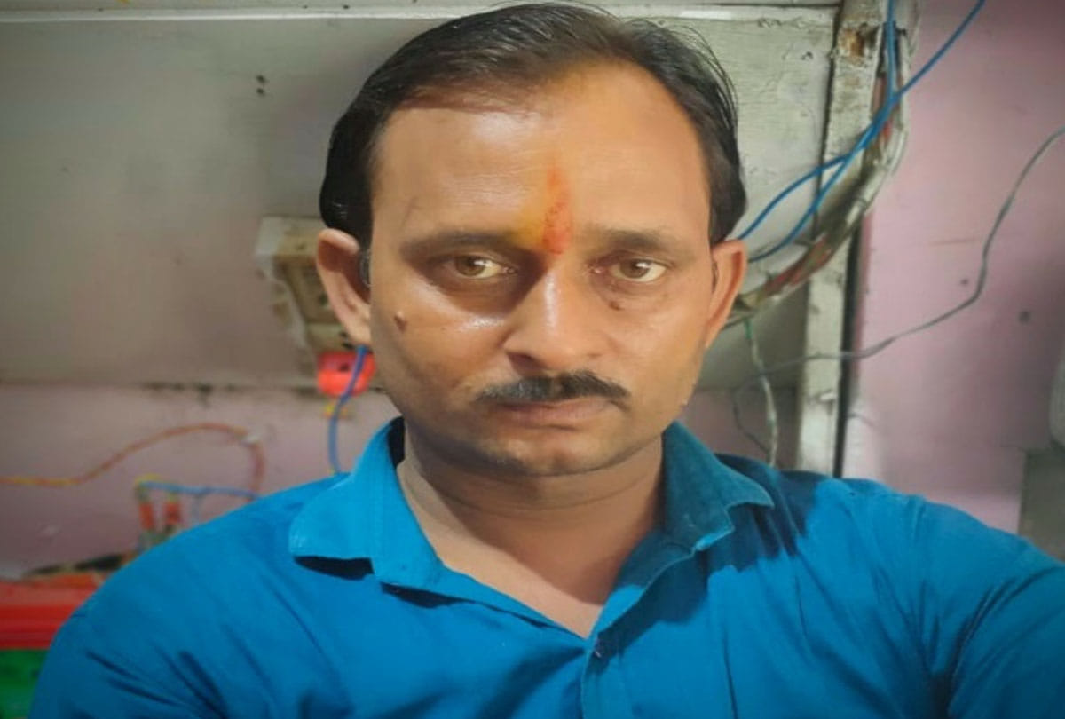 road accident in farrukhabad, one people died