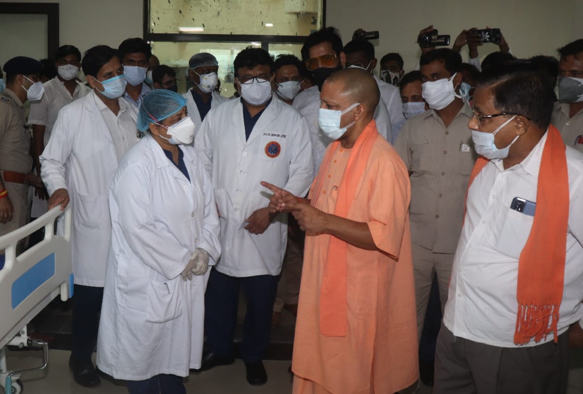 CM yogi inspects post Covid ward and L Two covid ward in AIIMS Gorakhpur