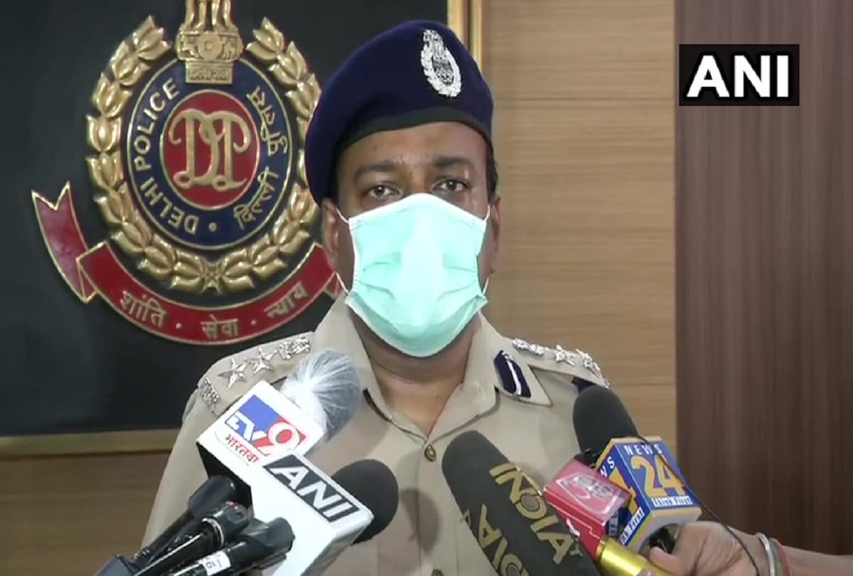 Delhi Police PRO Chinmoy Biswal said Any kind of illegal activity or entry will not be permitted at borders