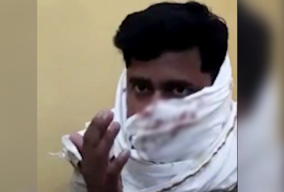 accused absconded after cutting policeman nose and ears in firozabad