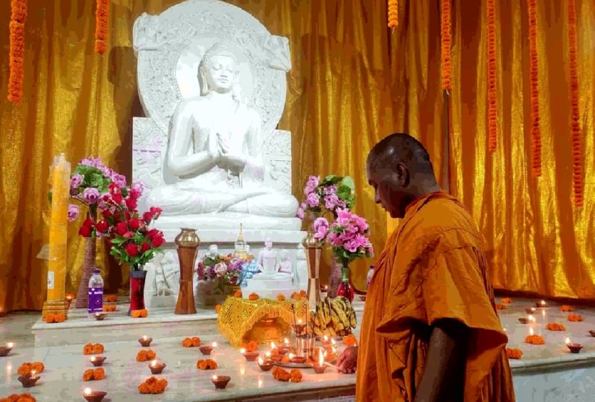 These five things helps in difficult times know what Chanakya Niti says