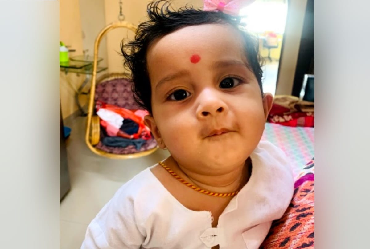 11 month old vedica to get costliest medicine of eworld with help of fund raising
