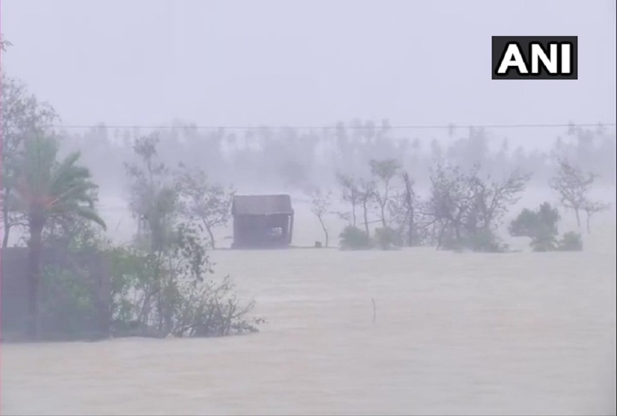 effect of cyclone yass on east Uttar Pradesh.