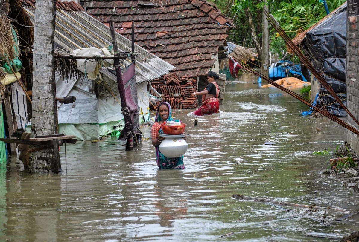cyclone yaas live updates, red alert for heavy rains in 20 districts