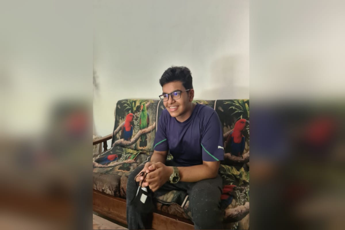 Meerut News: Adarsh Arora has completed 11 computer science courses at the age of 14 years