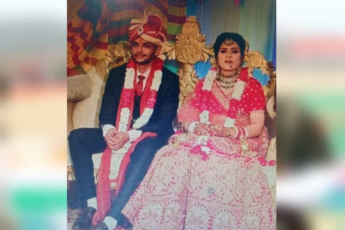 UP Police News: Daroga Shashank Kumar has died of corona infection after 22 days of marriage