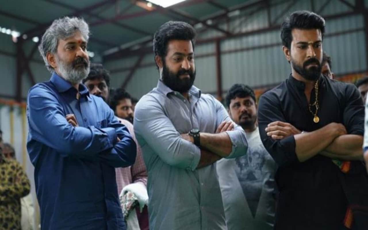 Megastar Chiranjivi and Ram Charan donates 25 lakh rupees for Andhra Pradesh flood relief fund