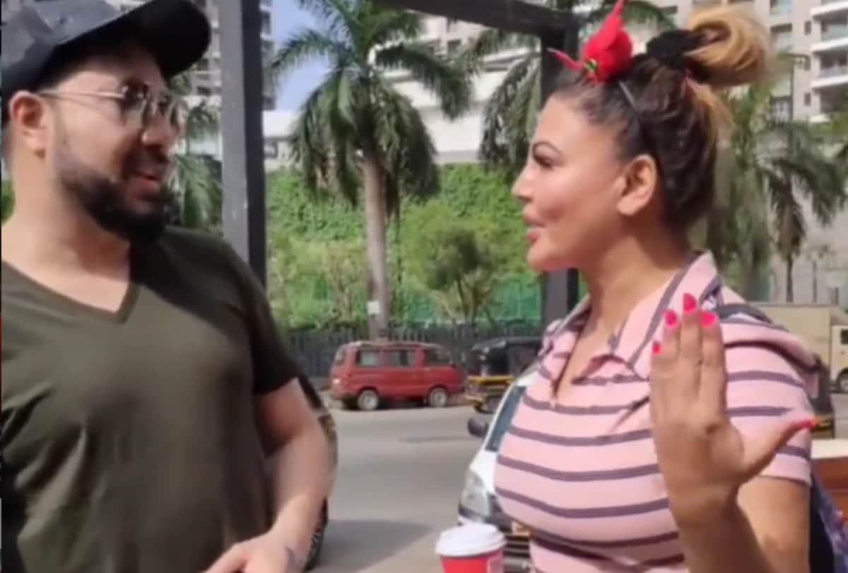 After 15 Years Of Kissing Controversy Rakhi Sawant Reunites With Mika Singh Touches His Feet