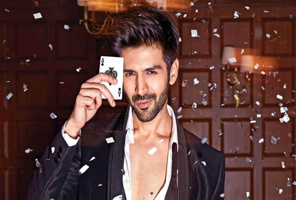Kartik Aaryan opts out of Red Chillies project to be directed by Ajay Bahl returns the signing amount