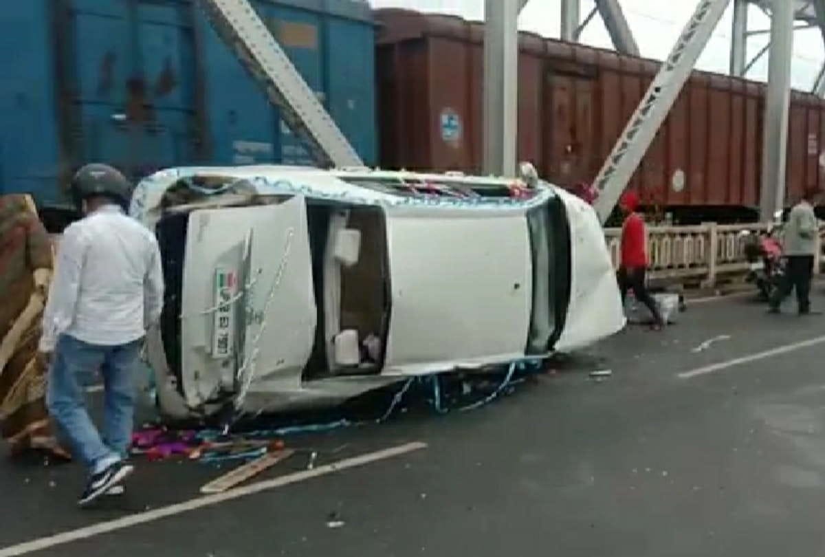 Five injured including groom and bride after overturning car in kushinagar