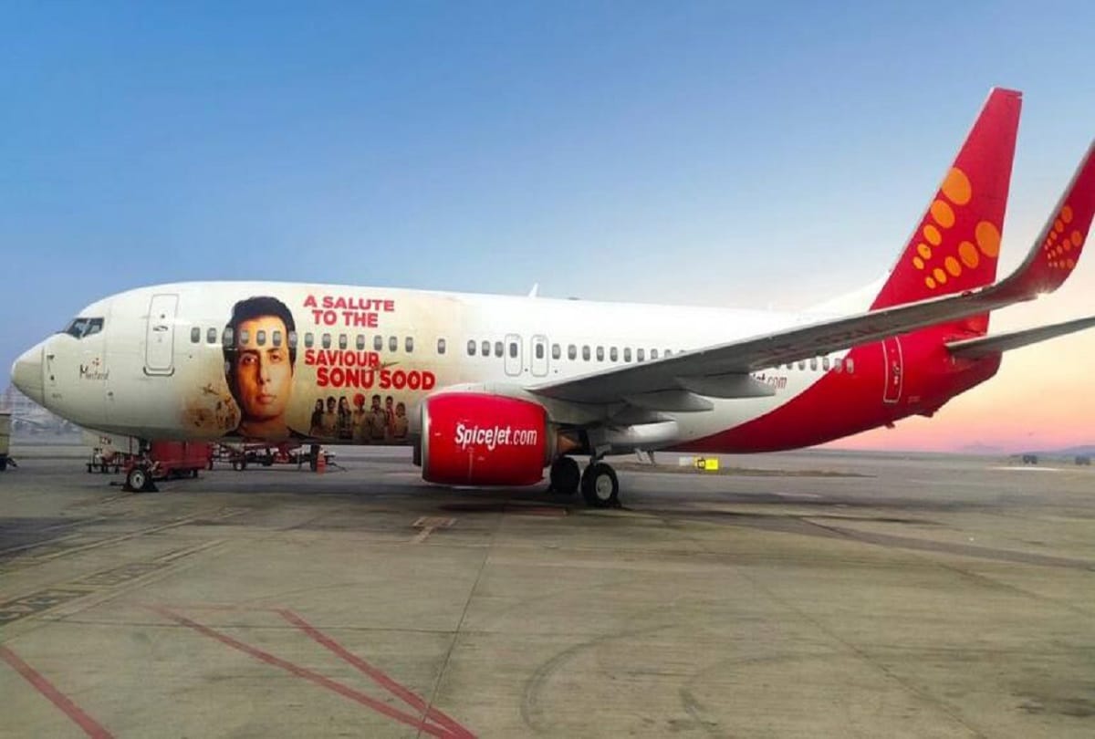 breath of 105 aircraft passengers stuck in air sonu soods photo on plane diverted to varanasi from mumbai to darbhanga airport