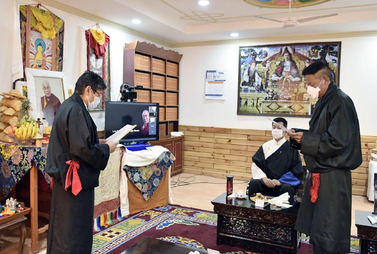 Pemba Tsering took oath as the Prime Minister of Tibet in dharamshala himachal