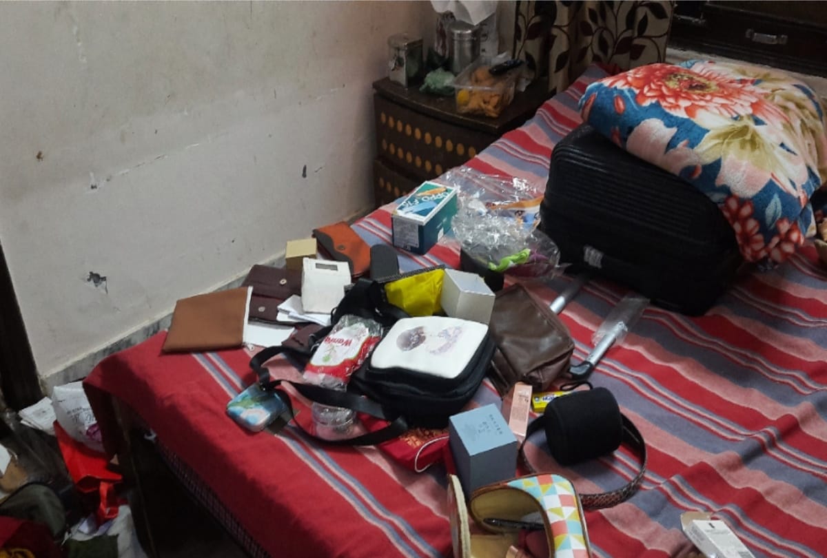 ghaziabad one crore robbery one of the robber name was doctor they knew where was cash didnt touch anything
