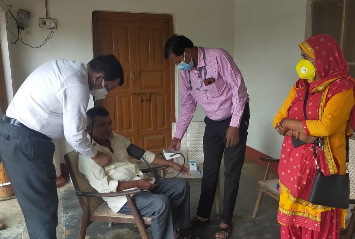 village live in fear after get first dose covishield second covaxin in siddharthnagar