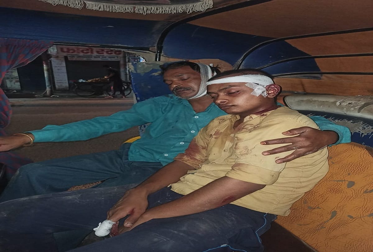 youth killed and many injured in varanasi during fight in Playing Cricket ground two groups clash