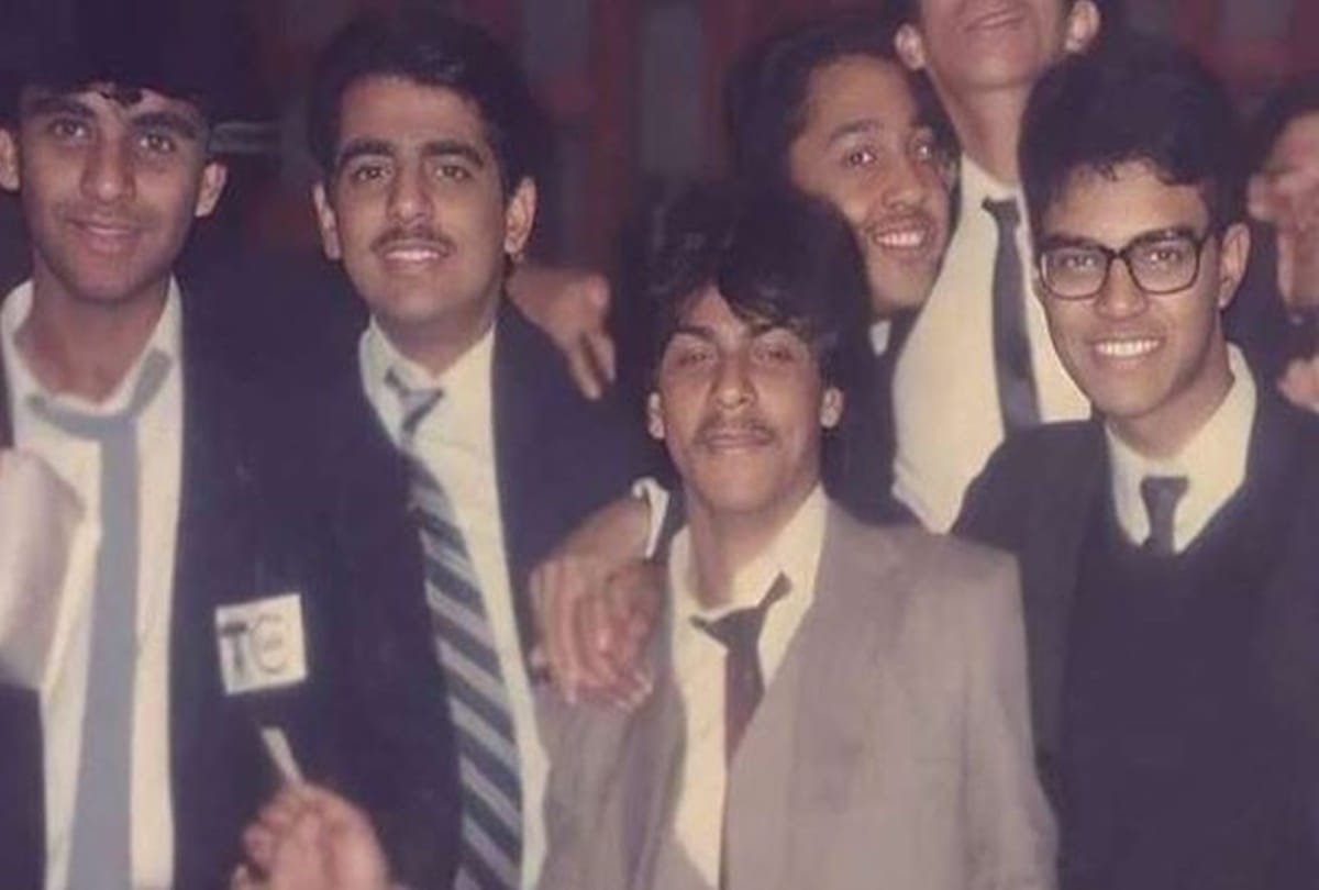 When Shahrukh Khan gave tour of his school talked about his funny school memory