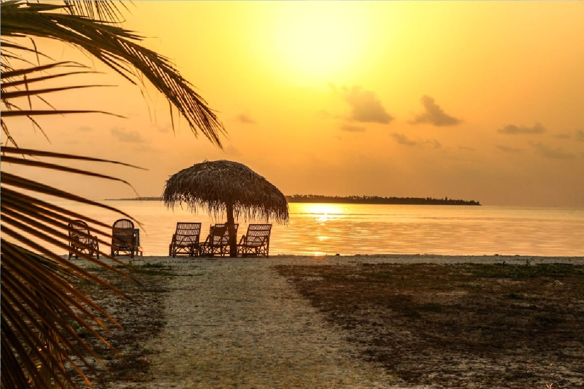 Lakshadweep Tour Package Know Best Places To Visit Staying Cost Details In Hindi