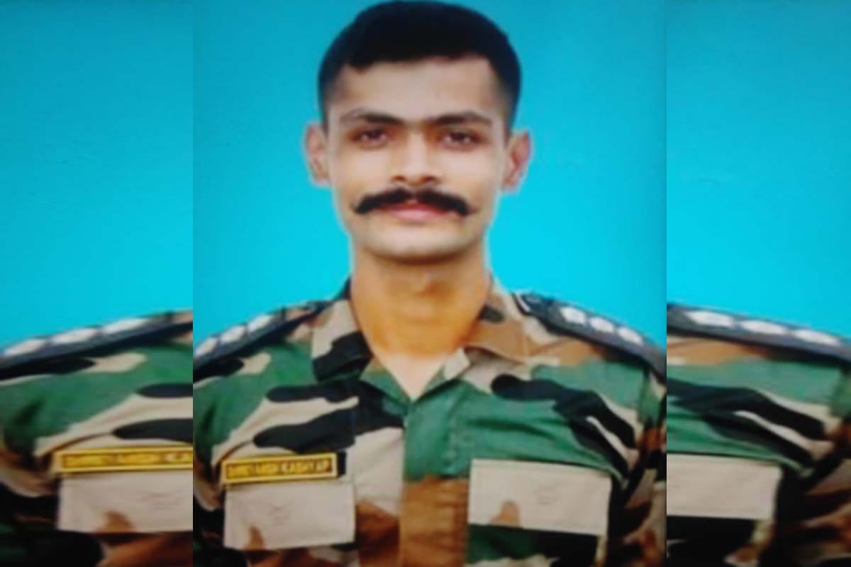 Martyredom : last ride of martyr captain shreyansh kashyap  in meerut