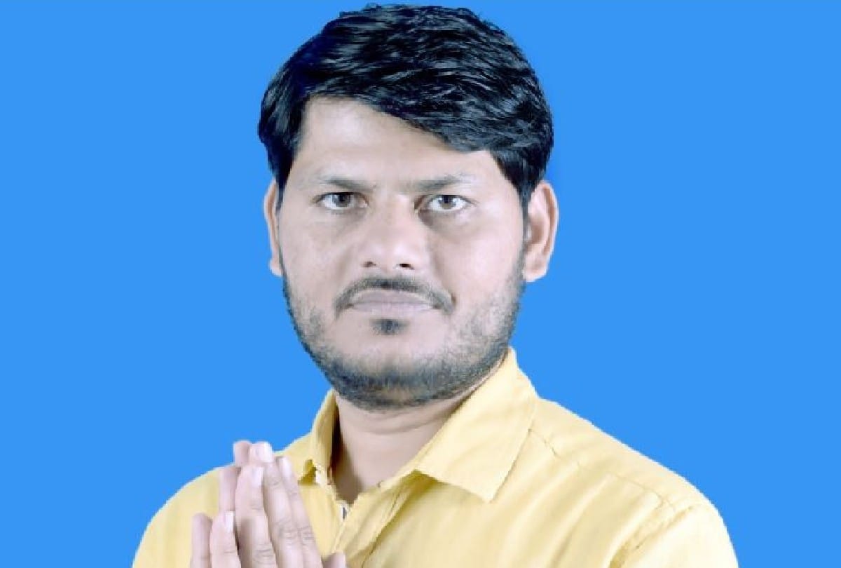 first priority of gram panchayat puramaba pradhan to save crops from stray cattle in village