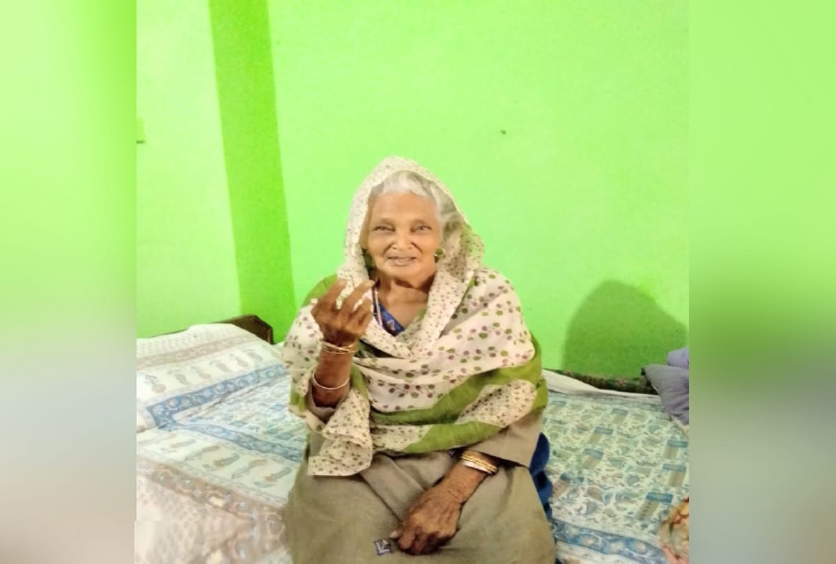 92-year-old woman returned home after beating Corona