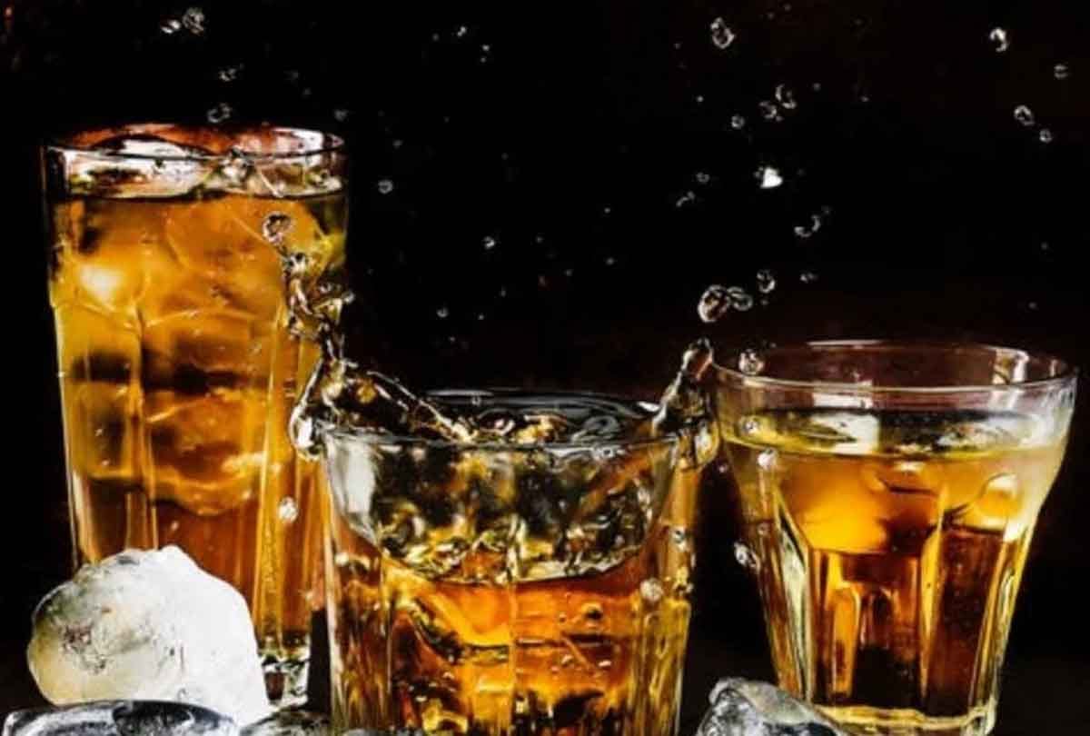 Etawah SDM's strange decree on liquor sale