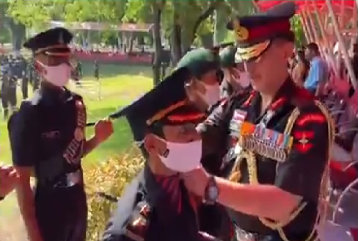Wife of martyr Major Vibhuti Shankar Dhoundiyal in Pulwama joins Army Lt Gen Joshi put stars on her shoulders