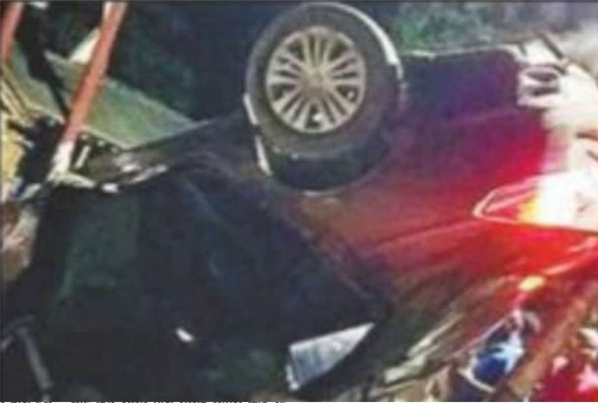 funeral of four dead body after people died in road accident during return from marriage ceremony at kushinagar