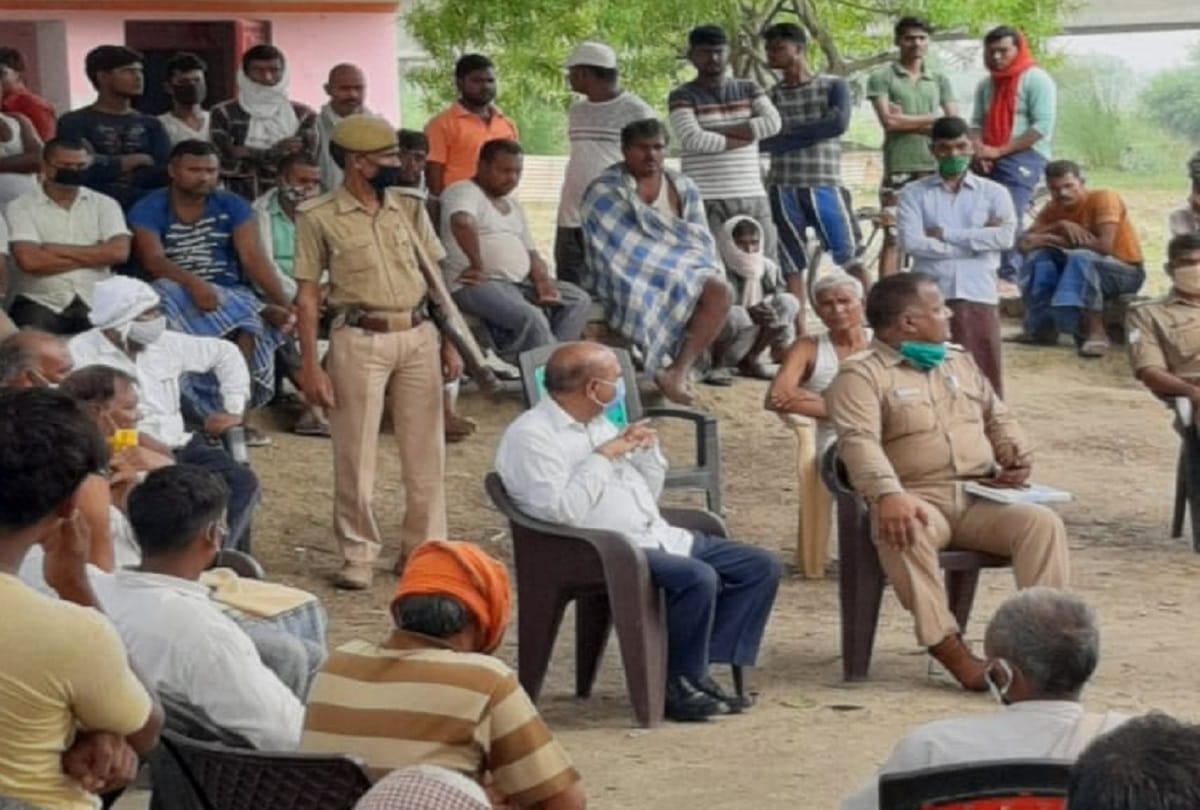 two statues of Dr bhim rao Ambedkar damaged by Chaotic elements in mau villagers angry