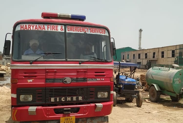 Fire breaks out in factory due to press machine in Sirsa of Haryana