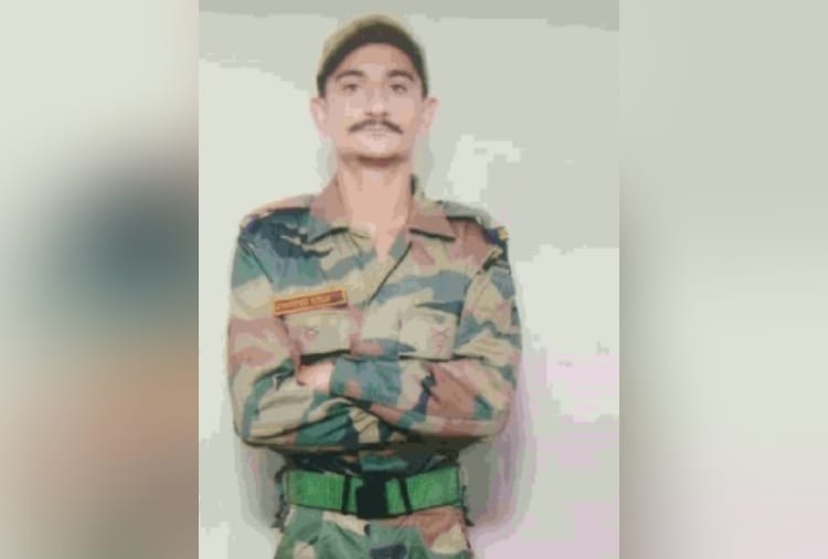 Son of Kargil shaheed commits suicide in Haryana