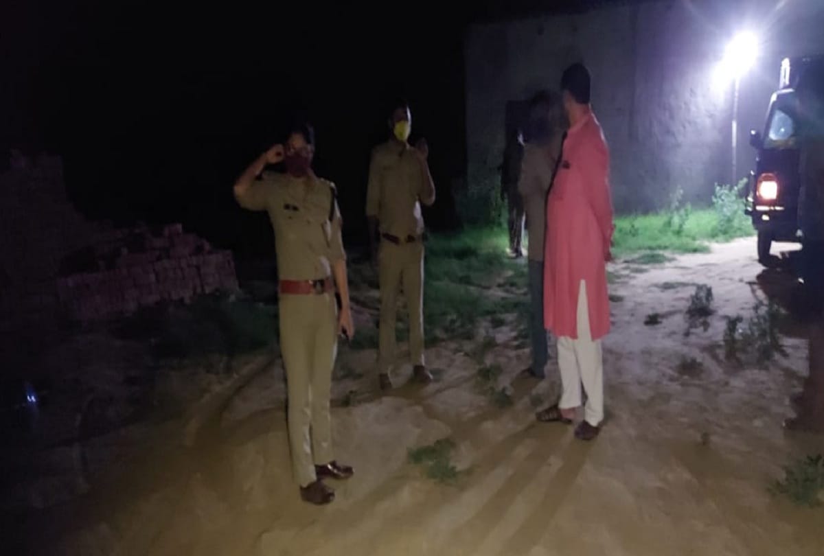 Aligarh news : 50 k rewardee vipin arrested illigal factory unearthed
