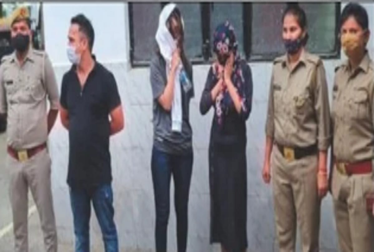 Drunk party in curfew, 15 including foreigners caught