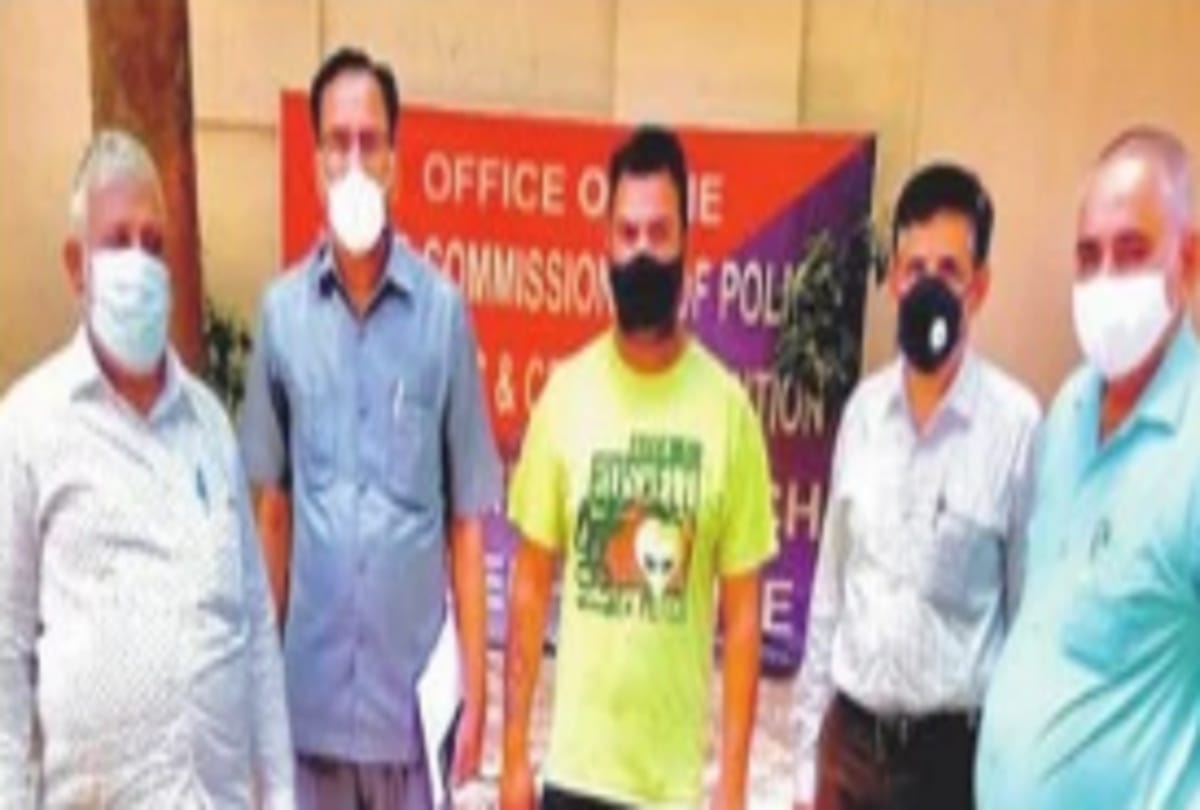  Delhi news : Drug smuggler caught with heroin worth crores