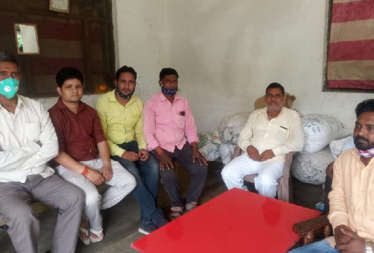 Three children orphaned after young man died in road accident at kushinagar