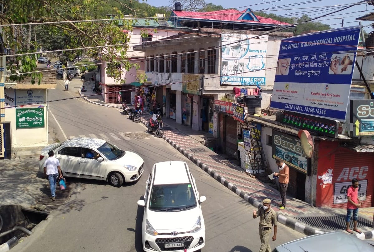 corona curfew in himachal pradesh all shops opened for five hours from today 30 percent employees attend offices