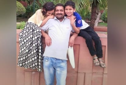 Amar Ujala Apanatva Abhiyan : father son dies in twelve days Due To Corona family in problem due to no earning source