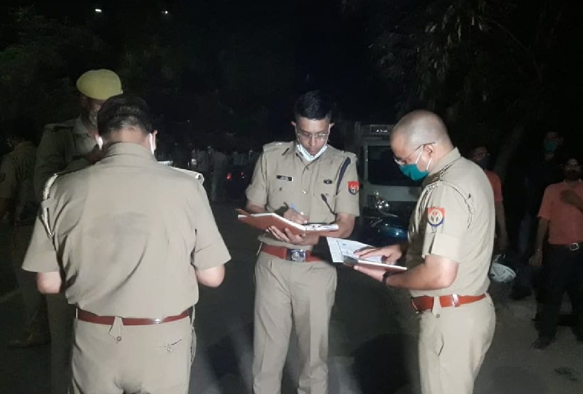 Ghaziabad husband mintu tyagi killed wife sarika when she was talking to her mother and complaining of him
