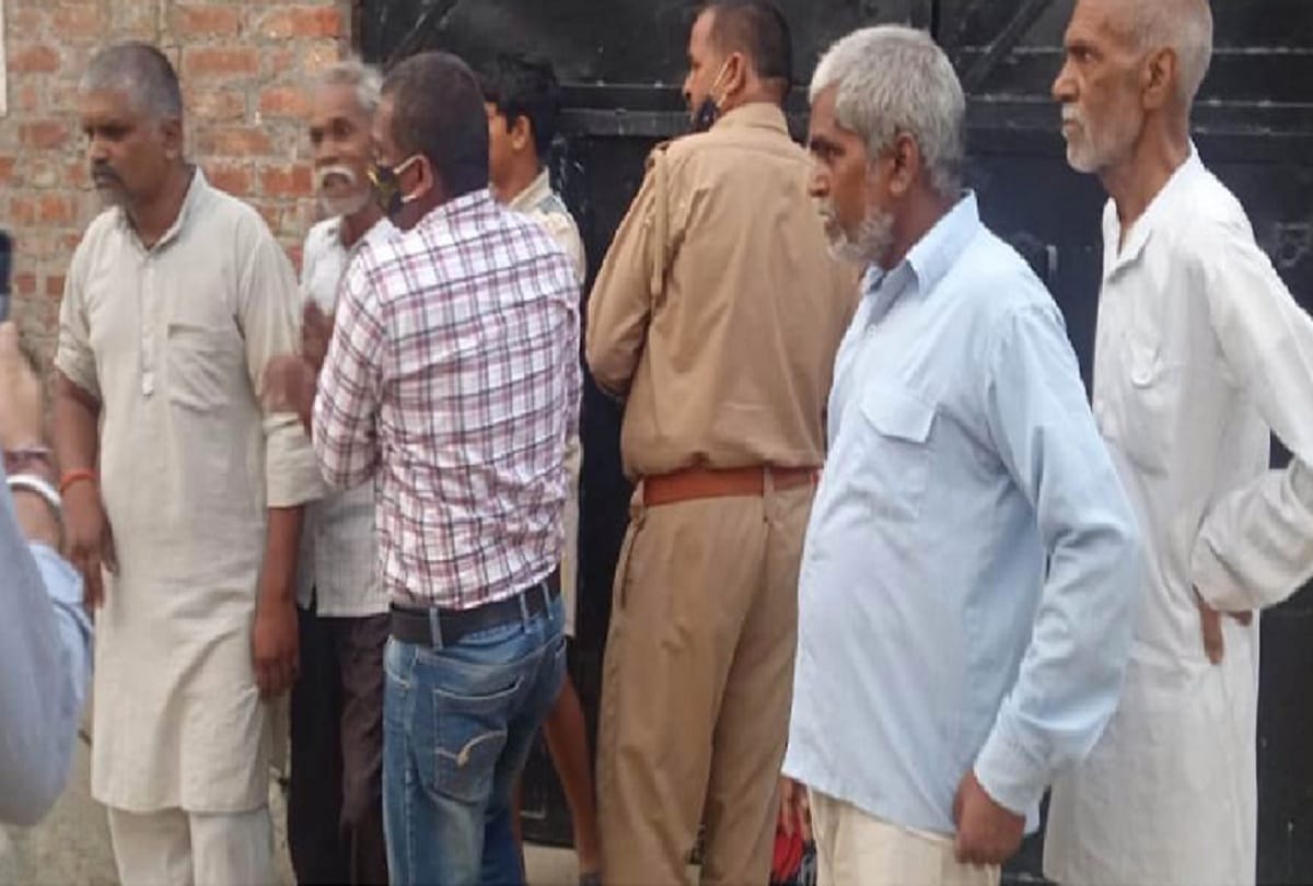 Mafia attacked SDM Sadar and team for stopping illegal mining in bareilly
