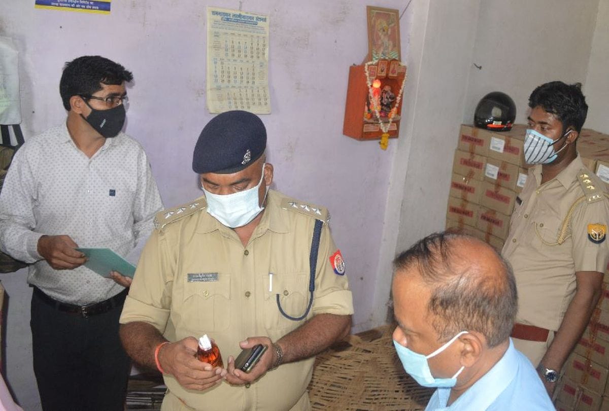 Liquor Made In House Arrests Crime News Agra