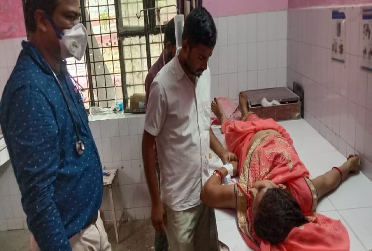 Two teenagers died due to lightning in jaunpur two injured including woman they went to pick mango