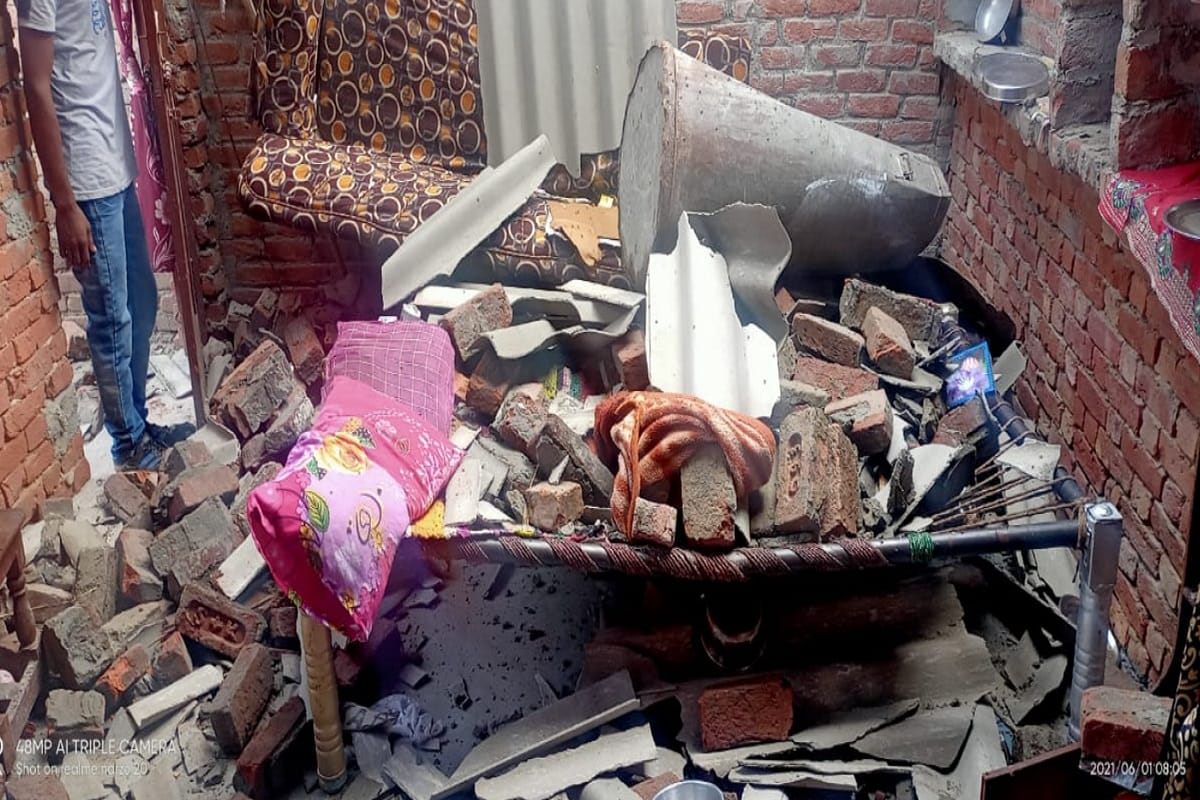 Many houses were damaged due to storm and rain in many villages of western UP and see photos
