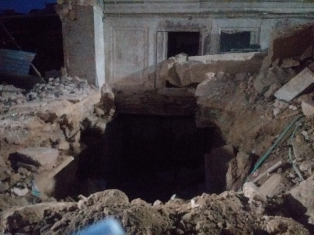 Dilapidated House Collapses In Kashi Vishwanath Corridor pm narendra modi called varanasi commissioner see pics of tragedy