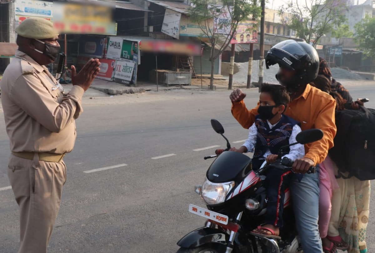 change traffic rule Challan will be deducted child of four years put on bike with parents